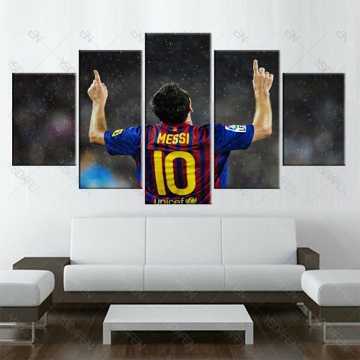 22962-NF Lionel Messi Praying Barcelona Soccer - 5 Panel Canvas Art Wall Decor