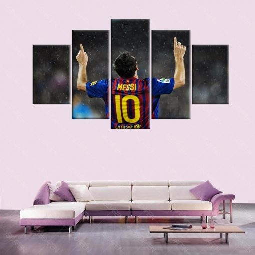 22962-NF Lionel Messi Praying Barcelona Soccer - 5 Panel Canvas Art Wall Decor